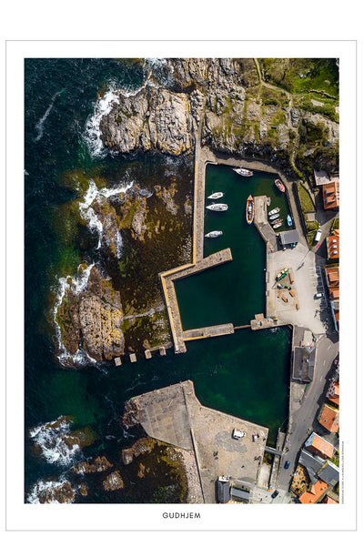Gudhjem III - dronefoto plakat fra DroneRune